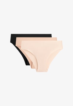 Trois paires de sous-vêtements féminins exposées : une noire et deux teintes nues, présentant un design simple et confortable adapté à un usage quotidien.