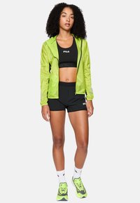 Fila - Krótkie spodenki sportowe