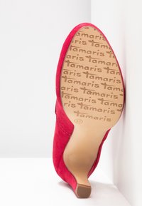Tamaris Escarpins à talons hauts - red