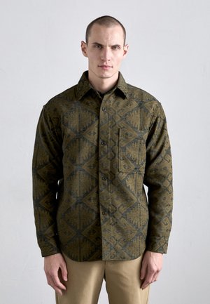 NN.07 ADWIN - Skjorter - dark green