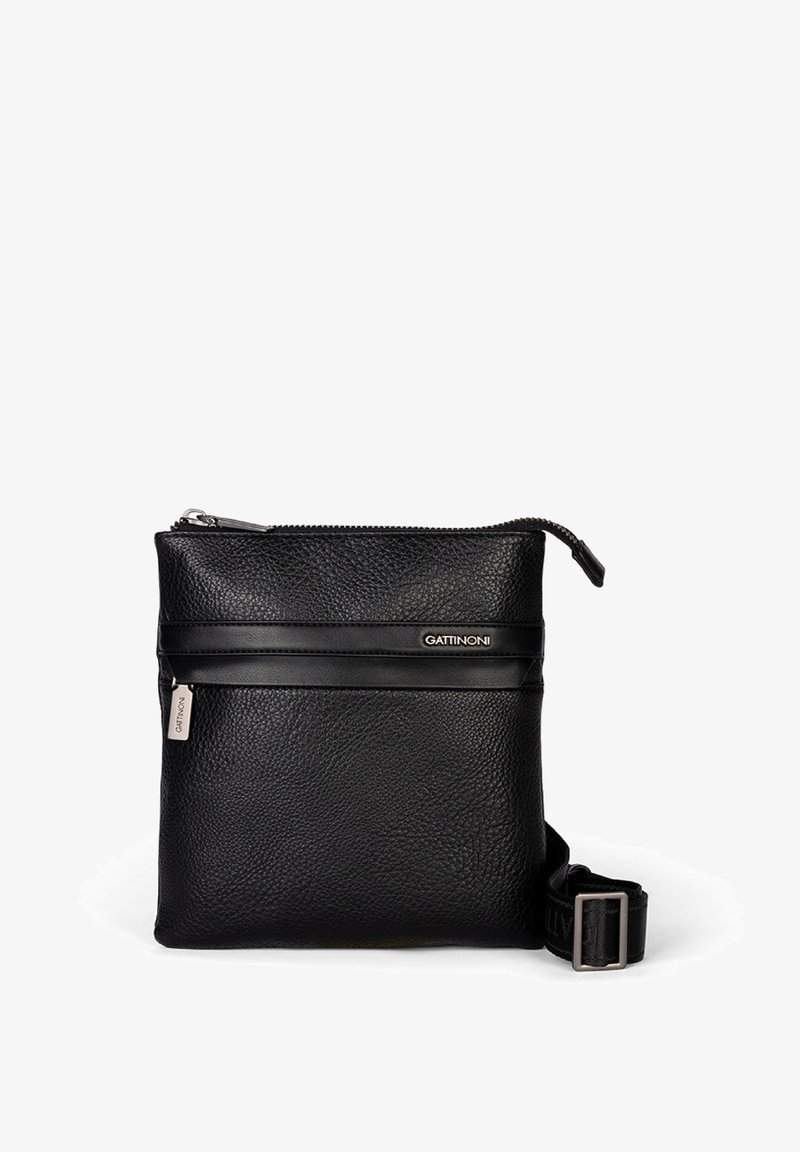 Borsa a tracolla in pelle nera con texture, chiusura a zip, tasca frontale con zip, logo del marchio Gattinoni e tracolla regolabile con fibbia metallica.