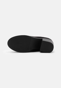 Even&Odd Botas mosqueteras - black