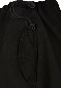 Urban Classics PARACHUTE - Pantalon classique - black