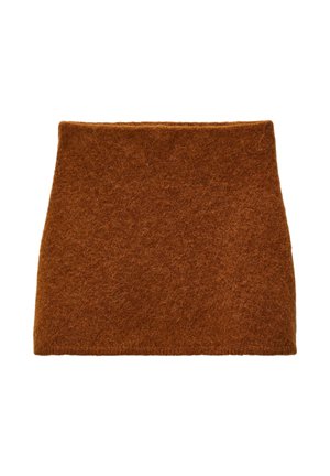 Mini-jupe en feutre marron avec une texture lisse et un design ajusté. Elle a une taille haute et une silhouette droite, sans motifs ni embellissements.