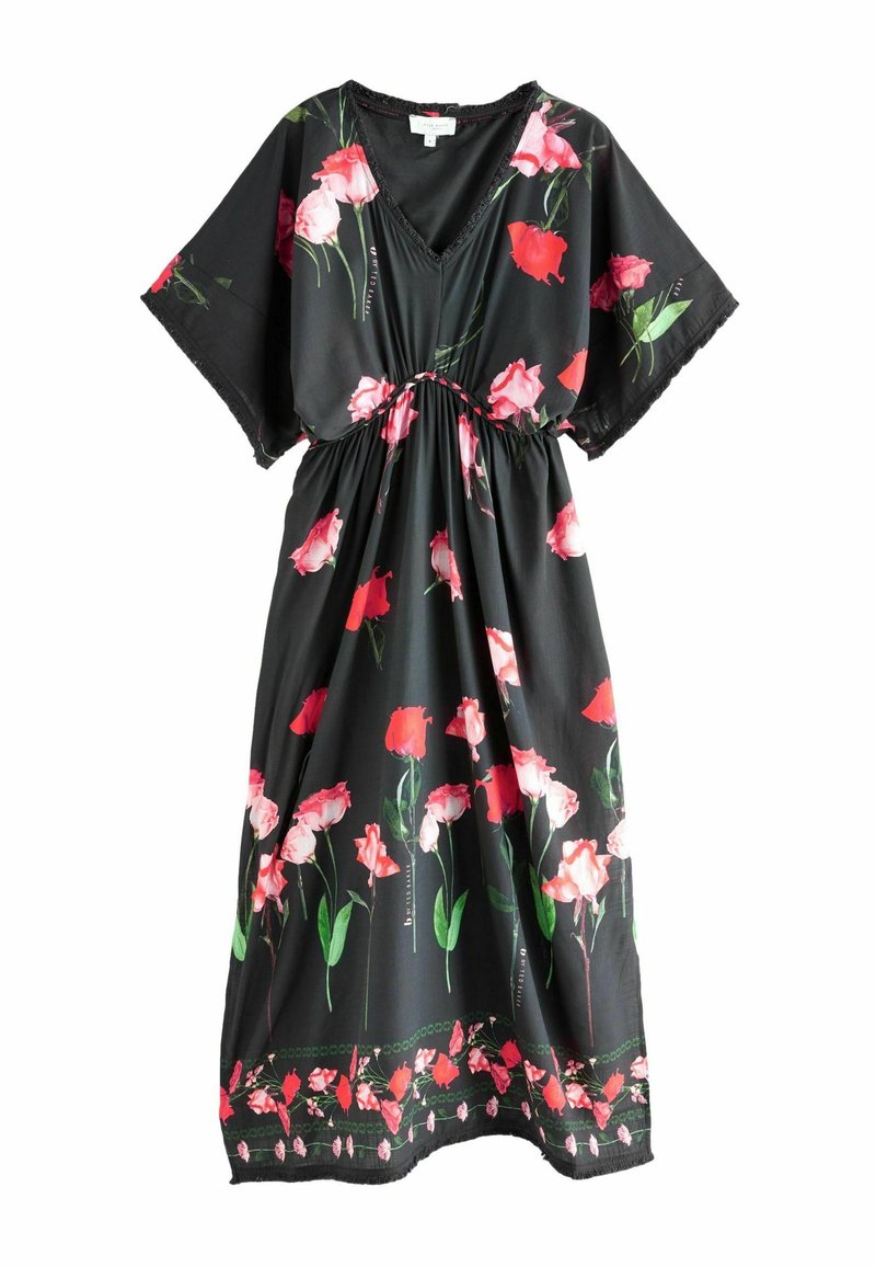 Zwarte jurk met een V-hals en korte mouwen, versierd met roze en rode rozenpatronen, gathering in de taille met een strik.