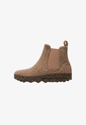 Brauner Filzknöchelstiefel mit elastischem Seiteneinsatz, Zuglasche an der Ferse und dunkler gesprenkelter robuster Sohle mit wellenartigem Profil.