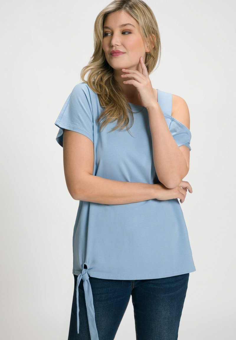 ULLA TSHIRT - LIGHT BLUE