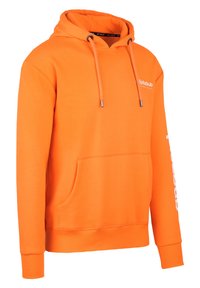 Oranje hoodie gemaakt van een katoenmix. Voorzien van een buidelzak, een capuchon met trekkoord en een wit logo op de mouw. Zachte textuur.