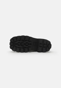 Buffalo NABU MID czarny