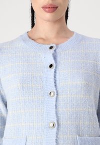 VILA VIAUDREY CHECK - Casaco de malha - kentucky blue