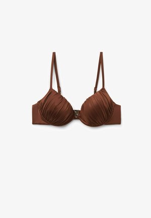 Sostén acolchado marrón con detalle de fruncido, tirantes ajustables y cierre metálico en la parte delantera. Textura suave y forma estructurada.