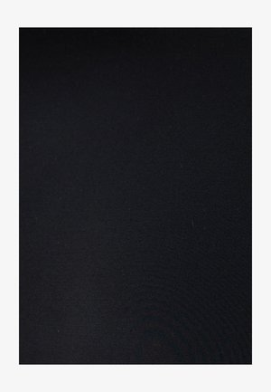 Zwarte stof met een gladde textuur, gelijkmatige kleur en zonder zichtbare patronen of hardware. Het oppervlak oogt zacht en ongekleed.