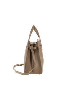 Borsa in pelle taupe con doppie maniglie superiori, tracolla rimovibile e tasca interna con zip visibile.