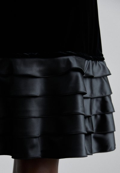 Emporio Armani VESTITO - Dnevna haljina - nero