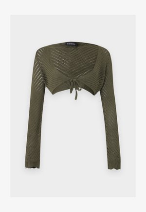 Temno zelena pletena kratka jopica z dolgimi rokavi, diagonalnim odprtim vzorcem in sprednjo zavezavo.