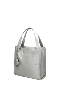 Borsa a tracolla in pelle grigia con superficie testurizzata, doppi manici e etichetta decorativa staccabile. Forma rettangolare, design minimalista.