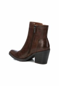 Refresh Botines camperos - camel
