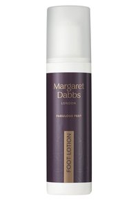 Fotlotion i en vit och mörklila plastflaska. Har guldtext; präglad design på den lila delen, pumpdispenser på toppen.