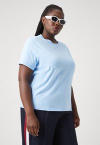 Tommy Hilfiger Curve 1985 MINI CORP - T-Shirt basic - vessel blue