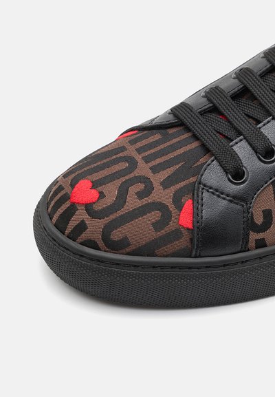 MOSCHINO UOMO - Sportbačiai - marrone/nero