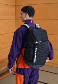 Ausgewählt, black/anthracite/metallic silver