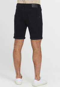 Solid SDMOYAT - Jeansshorts - black denim