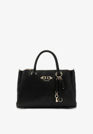 Sac à main noir Guess avec logos embossés, quincaillerie dorée, double poignée et porte-clés décoratif avec anneau suspendu à l'avant.