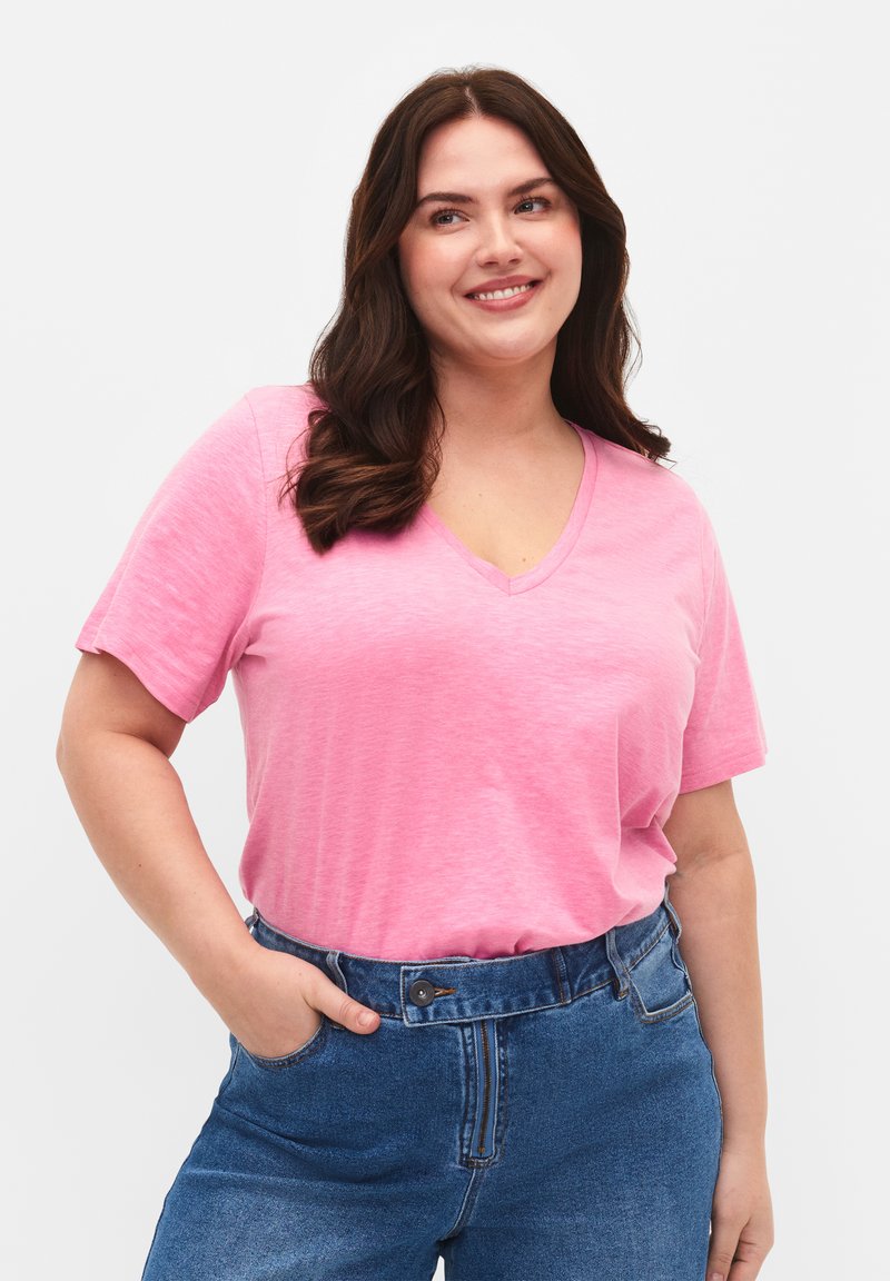 Zizzi SHORT-SLEEVED WITH V-NECK - Jednoduché tričko - rosebloom