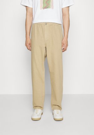 forét CLAY PANTS - Hlače - corn