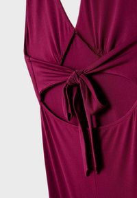 Stradivarius MIDI WITH KNOT - Jerseyklänning - pink