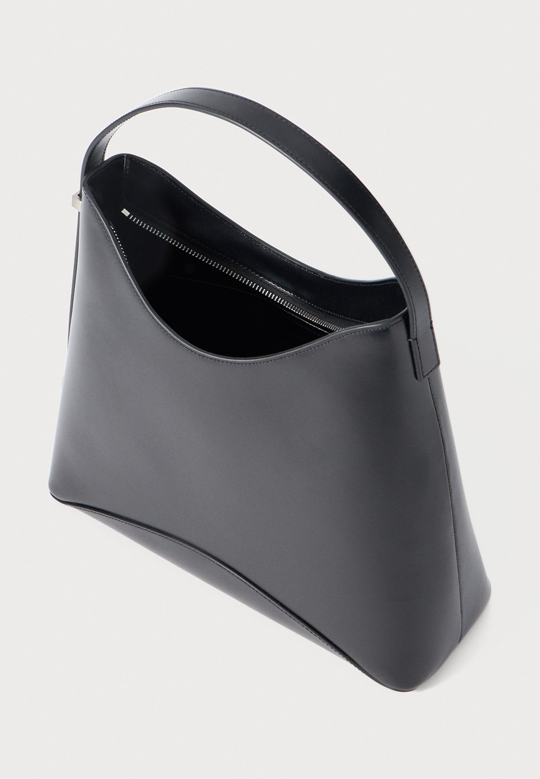 Osoi EGG HOBO - Handbag - black - Zalando.ie