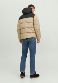 Jack & Jones Talvejope - crockery