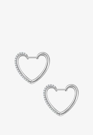 Uhani v obliki srca iz srebra z gladkim zaključkom, okrašeni z majhnimi, prozornimi dragulji ob enem robu.