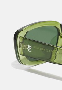 CHPO NICOLE UNISEX - Akiniai nuo saulės - forest green/green