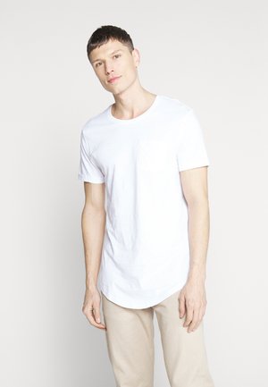 White short-sleeve t-shirt with a round neckline and a left chest pocket, made of soft fabric, featuring a curved hem.