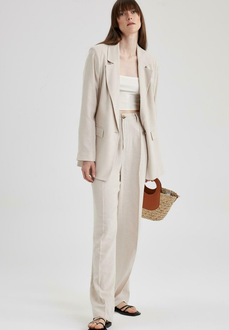 DeFacto Broek beige