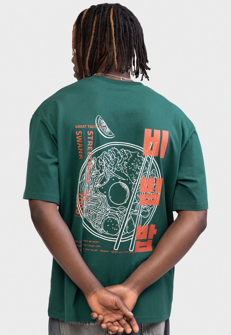 Redefined Rebel ABRAHAM BOXY FIT - T-shirts print - rain forest