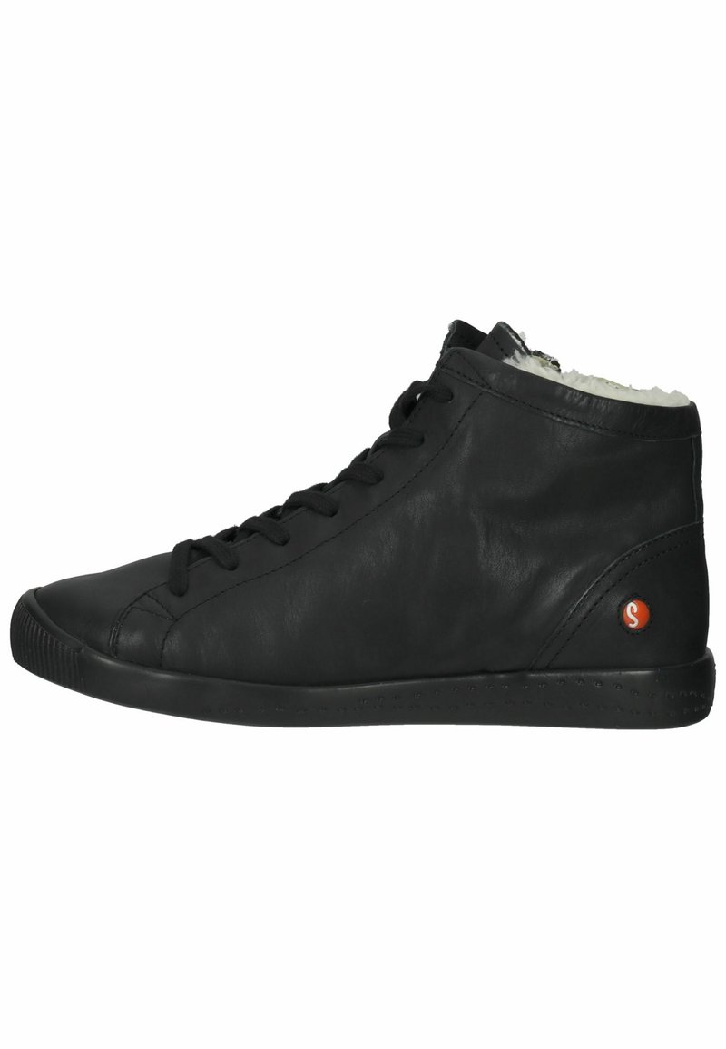 Basket haute en cuir noir avec une texture lisse, bout rond, design à lacets et douillette doublure en fourrure blanche douce au col.