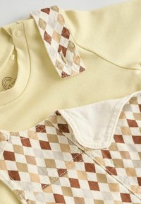 Next REGULAR FIT - SET - Latzhose - mineral harlequin