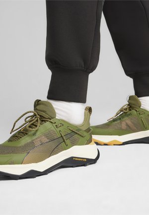 EXPLORE NITRO - Laufschuh Trail - olive green-ginger tea- black