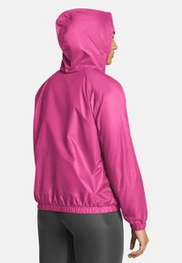 Under Armour RIVAL SPORT - Tuulejope - astro pink