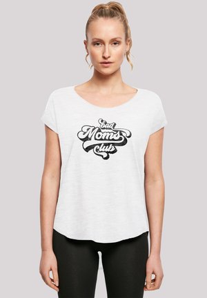 White short-sleeve T-shirt with a round neckline featuring a black printed "Bad Moms Club" design in the center. Soft fabric, relaxed fit.