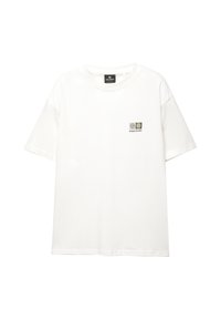 Hvid bomulds T-shirt med rund hals, korte ærmer, prydet med et lille grafisk motiv med tre cirkulære designs på venstre brystområde.