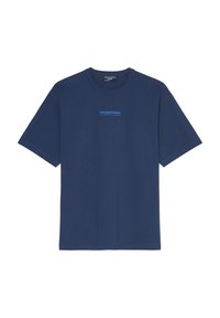 Camiseta de algodón azul marino con mangas cortas. Presenta un logotipo impreso más pequeño en azul claro en el pecho. Diseño clásico de cuello redondo.
