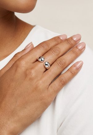 Winther Studio, SIMPLE GOCCIA - Bague - silver-colored plated