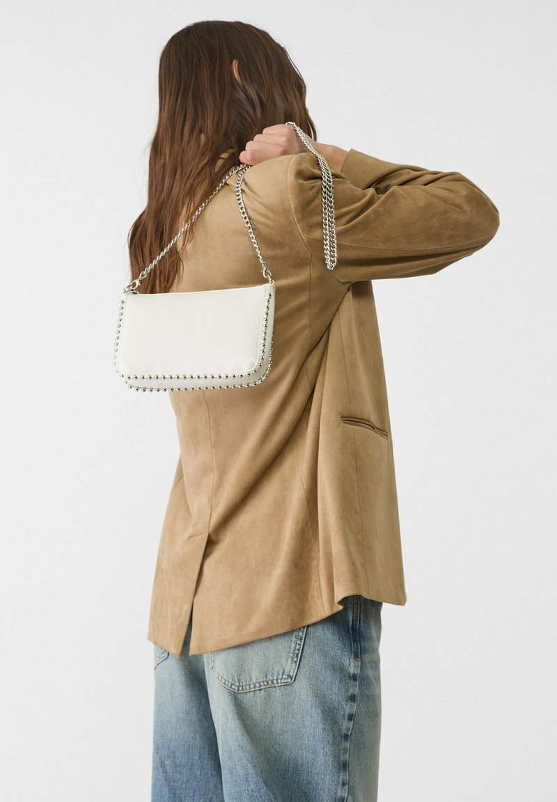 Stradivarius BEADED - Skuldertasker - white