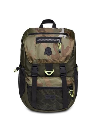 Zaino Invicta New Benin M 30 Litri - Per Scuola E Lavoro, Porta Laptop 14", Poliestere Riciclato, 30.5x39x22.5cm