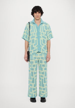 SHIRT OVERSIZE UNISEX - Skjorter - stone blue/yellow
