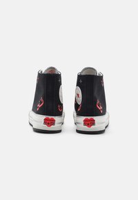 Converse CHUCK TAYLOR ALL STAR UNISEX - Vysoké tenisky - black/vintage white