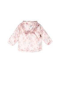 Różowa dziecięca kurtka przeciwdeszczowa z kapturem, elastycznymi mankietami oraz kwiatowym wzorem w delikatnych pastelowych kolorach, pokazana z tyłu.